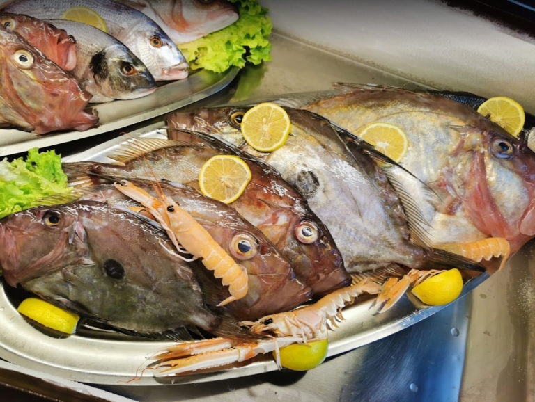 restaurant rogoznica fresh fish